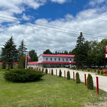 Wiarton Willys Inn Exterior photo